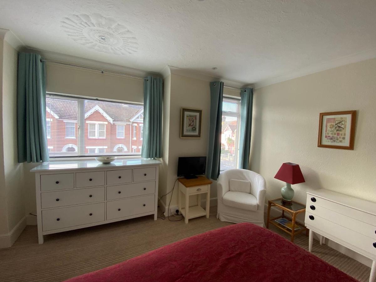 3 double bed house 10 mins from Sandbanks Poole Eksteriør billede